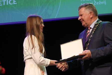 ZLATE PETICE 85 FOTO LJUBO VUKELIČ